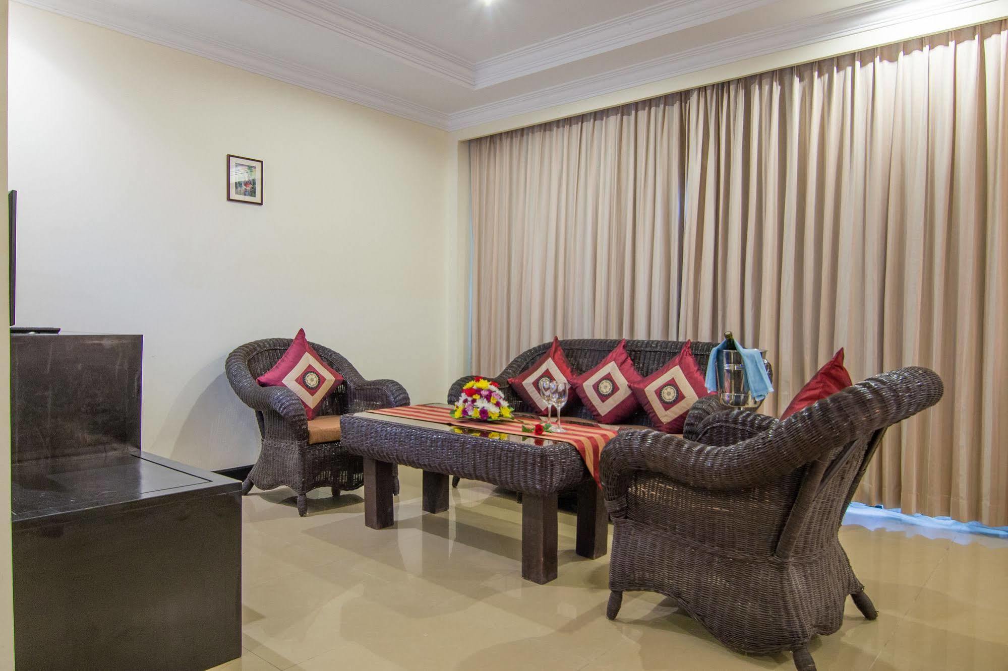 Angkor Riviera Hotel Siem Reap Zewnętrze zdjęcie