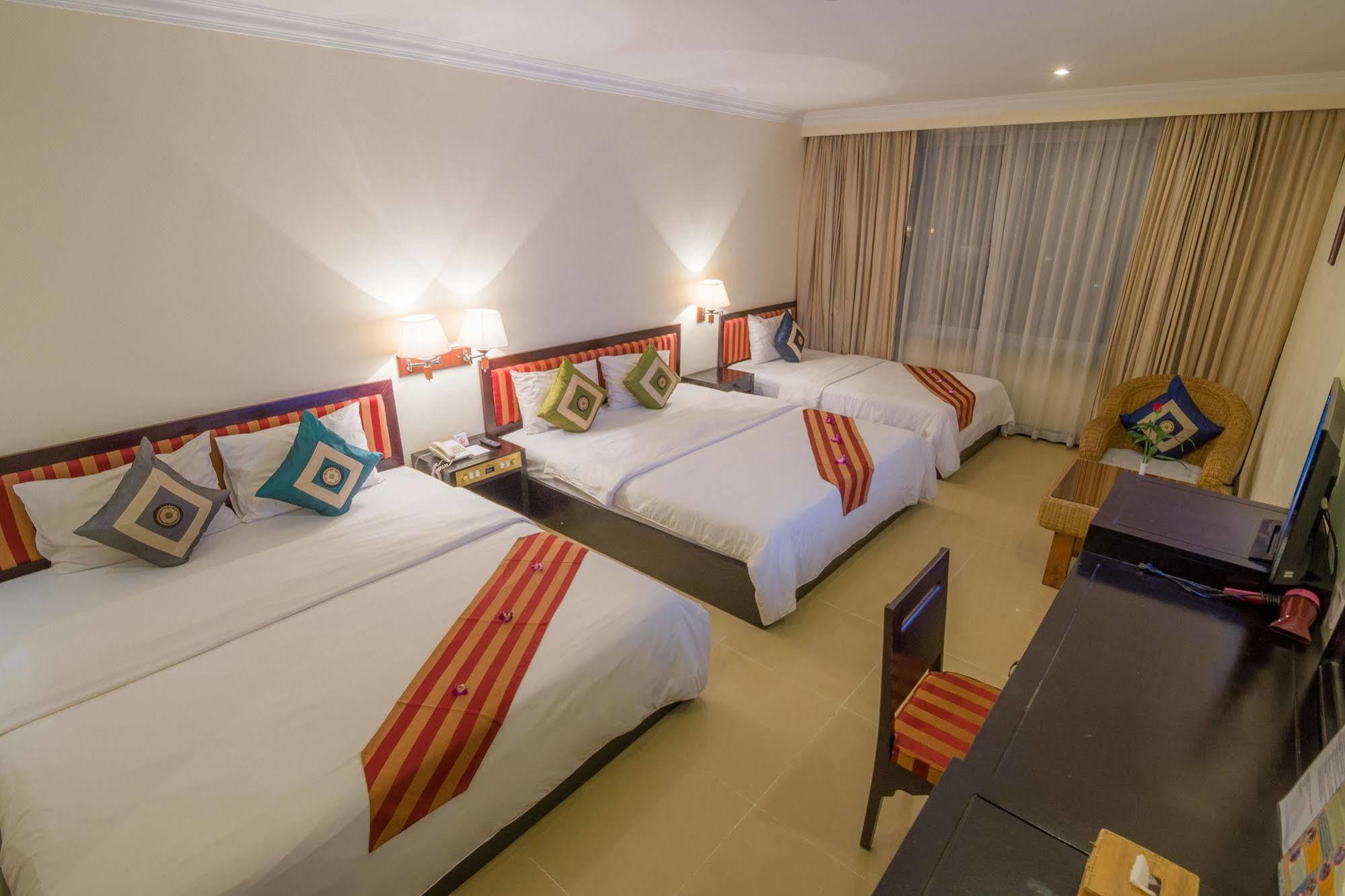 Angkor Riviera Hotel Siem Reap Zewnętrze zdjęcie
